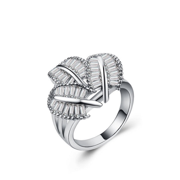 925 Silver  Ring White Sapphire  New - Picture 5 of 5